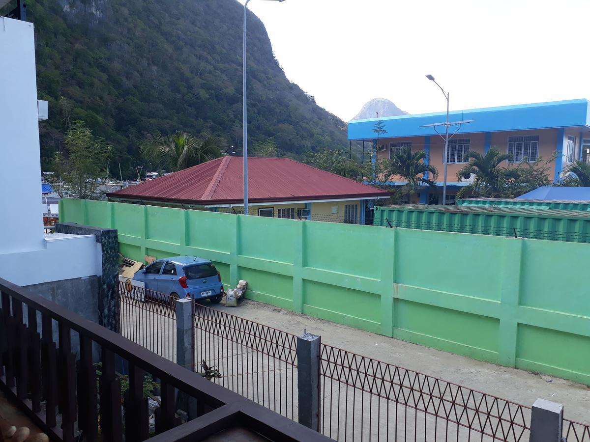 Adrian Travellers Inn El Nido Εξωτερικό φωτογραφία